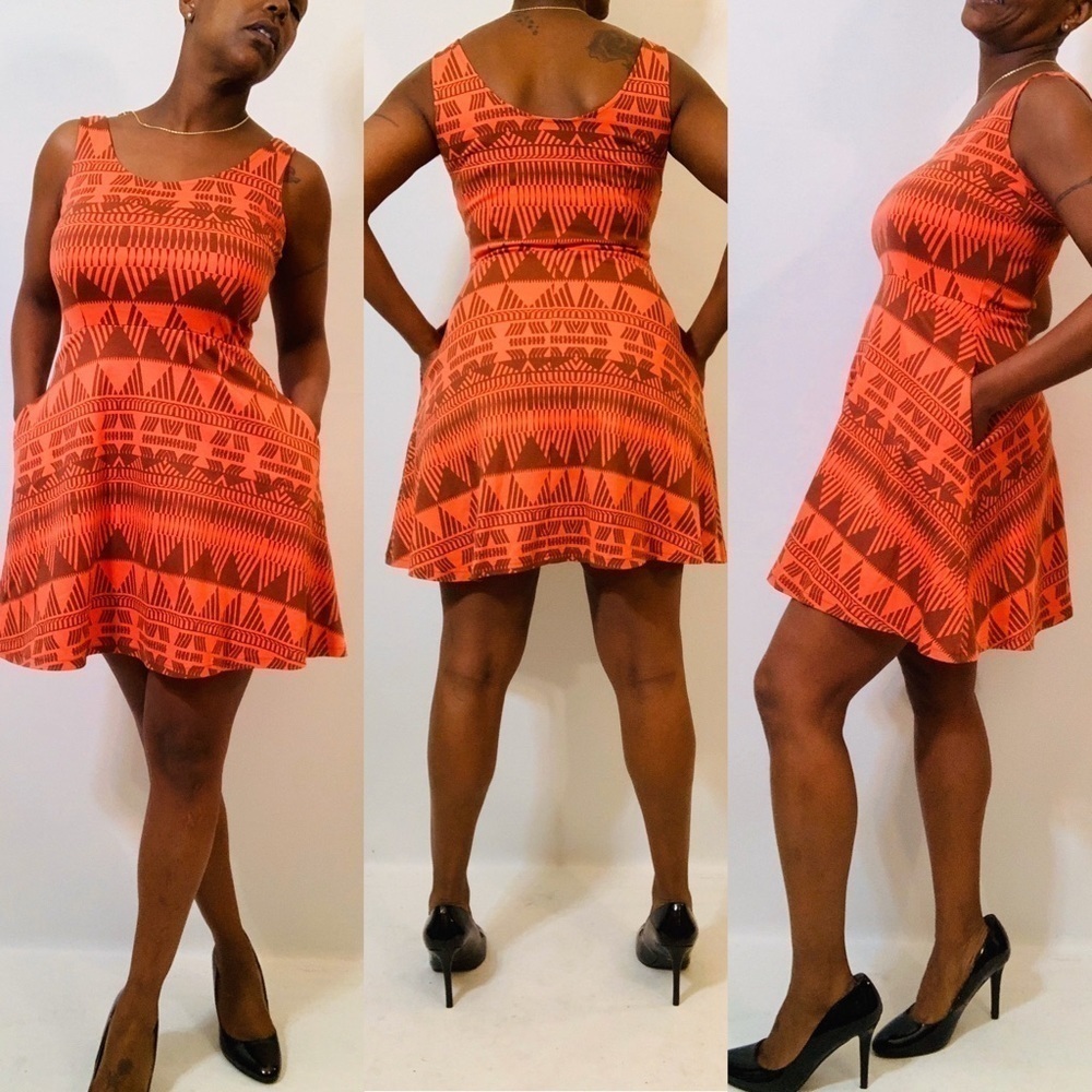 NEW YORK & CO DRESS - Picture 2 of 5